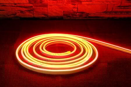 Neon Şerit Led Fiyatları Uygun Mu
